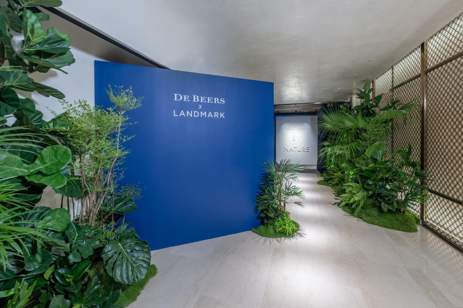 De Beers and Landmark Present “Inspired By Nature” Exhibition Featuring The First Exclusive Display Of Rare Fancy Colour And White Diamonds In Hong Kong