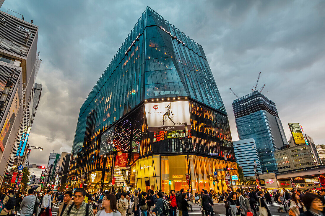 Gaw Capital Partners and Patience Capital Group Complete Acquisition of an Iconic Mall in Central Ginza, Tokyo