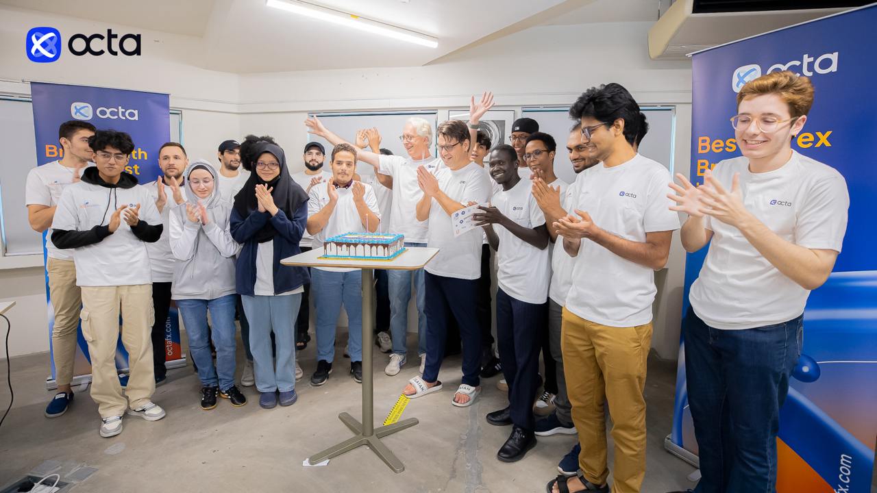 12 Malaysian students celebrate as Octa broker’s bootcamp reaches completion
