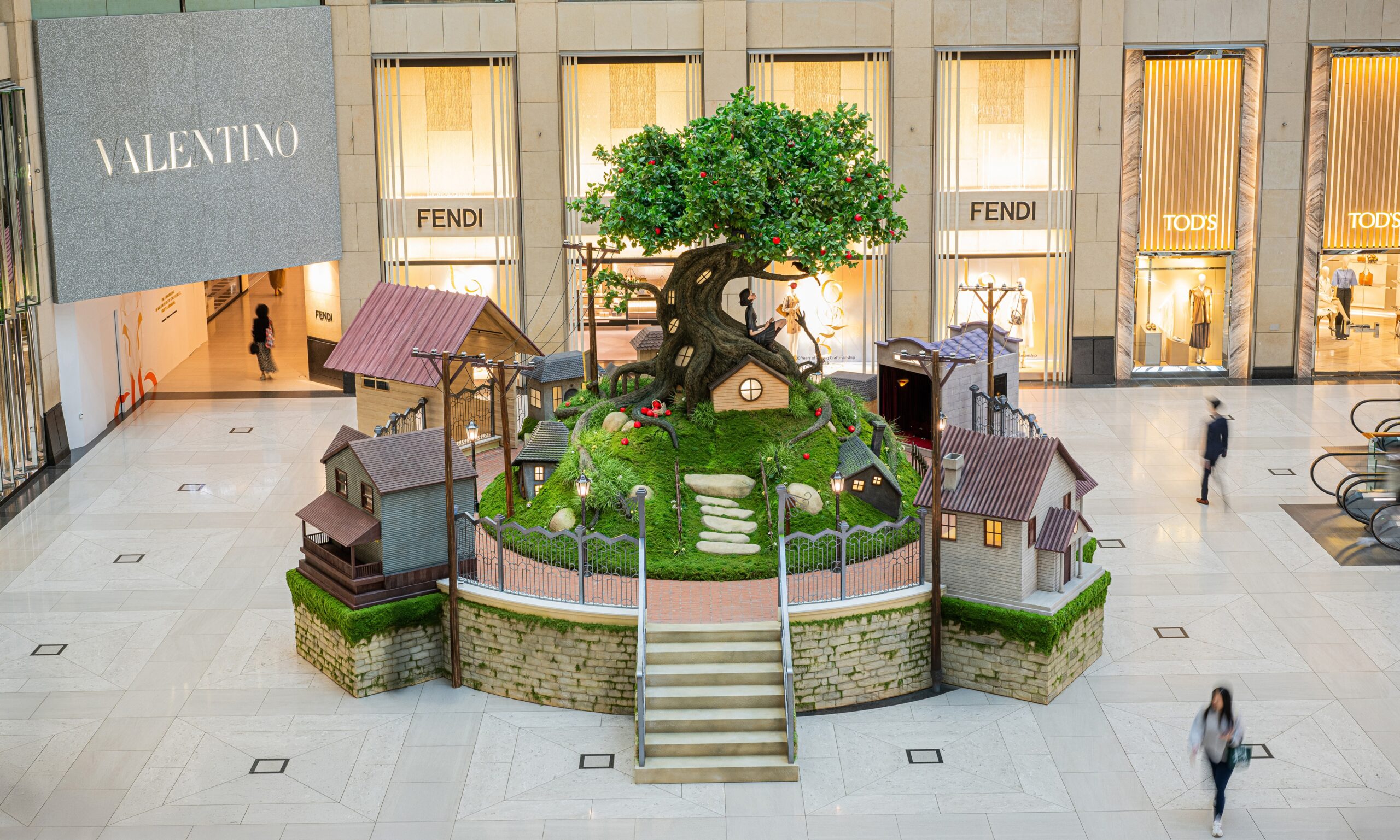 LANDMARK Unveils Lauren Tsai’s World Debut Installation  “My Dream : Our Hill” for Hong Kong Arts Month