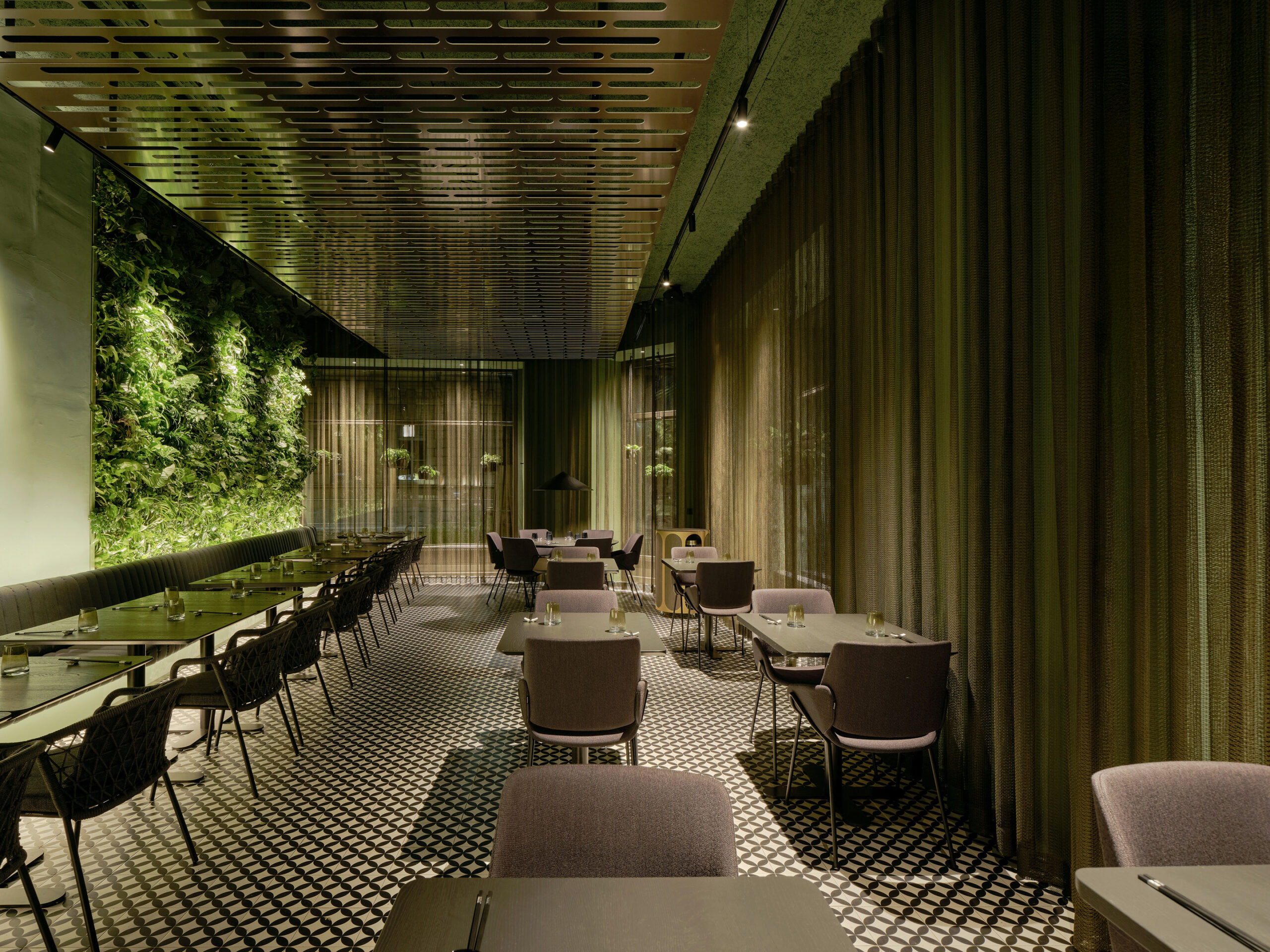World’s Most Beautiful Restaurant: Austria’s VINA wins Property Award 2025