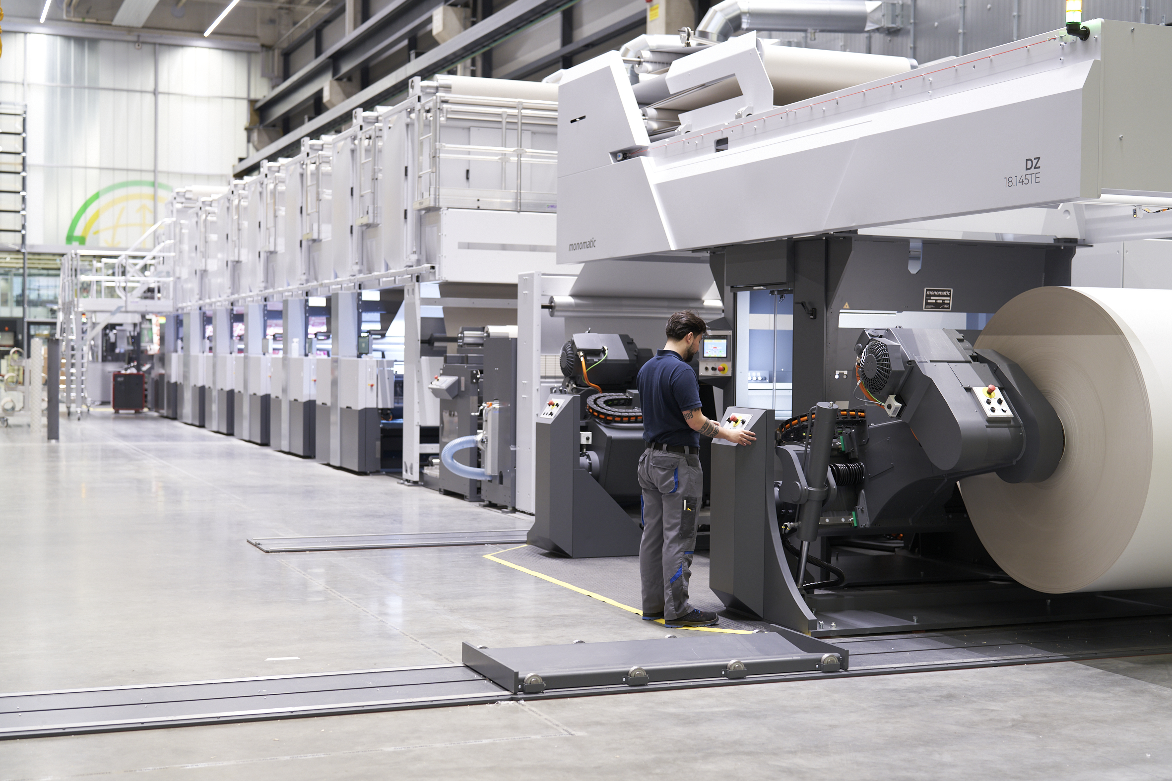 HEIDELBERG holds its ground in a difficult market environment in FY 2024/25 – targets achieved, significant increase in incoming orders compared to previous year