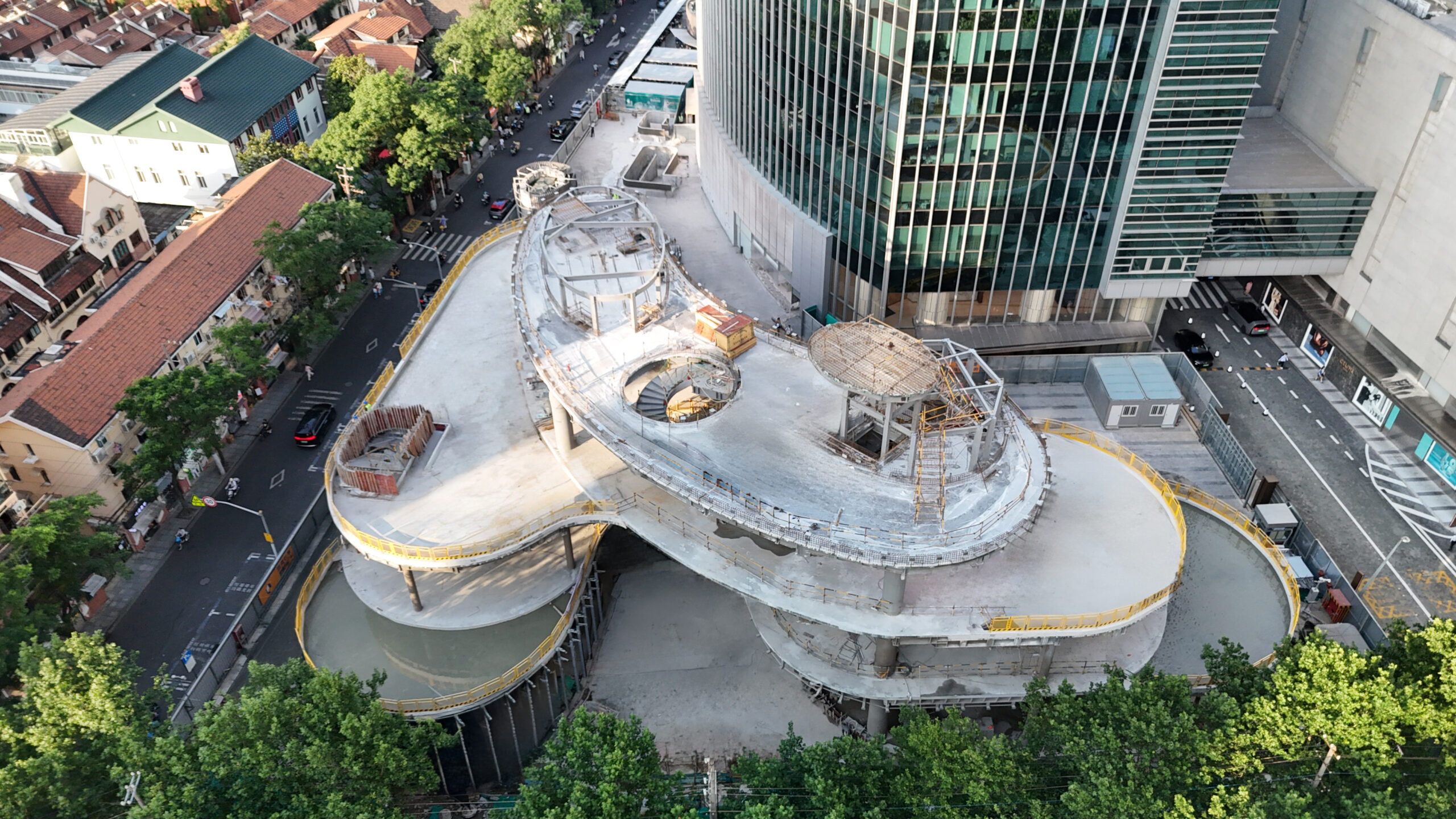 Plaza 66’s Pavilion Extension Tops Out, Opening in Second Half of 2026