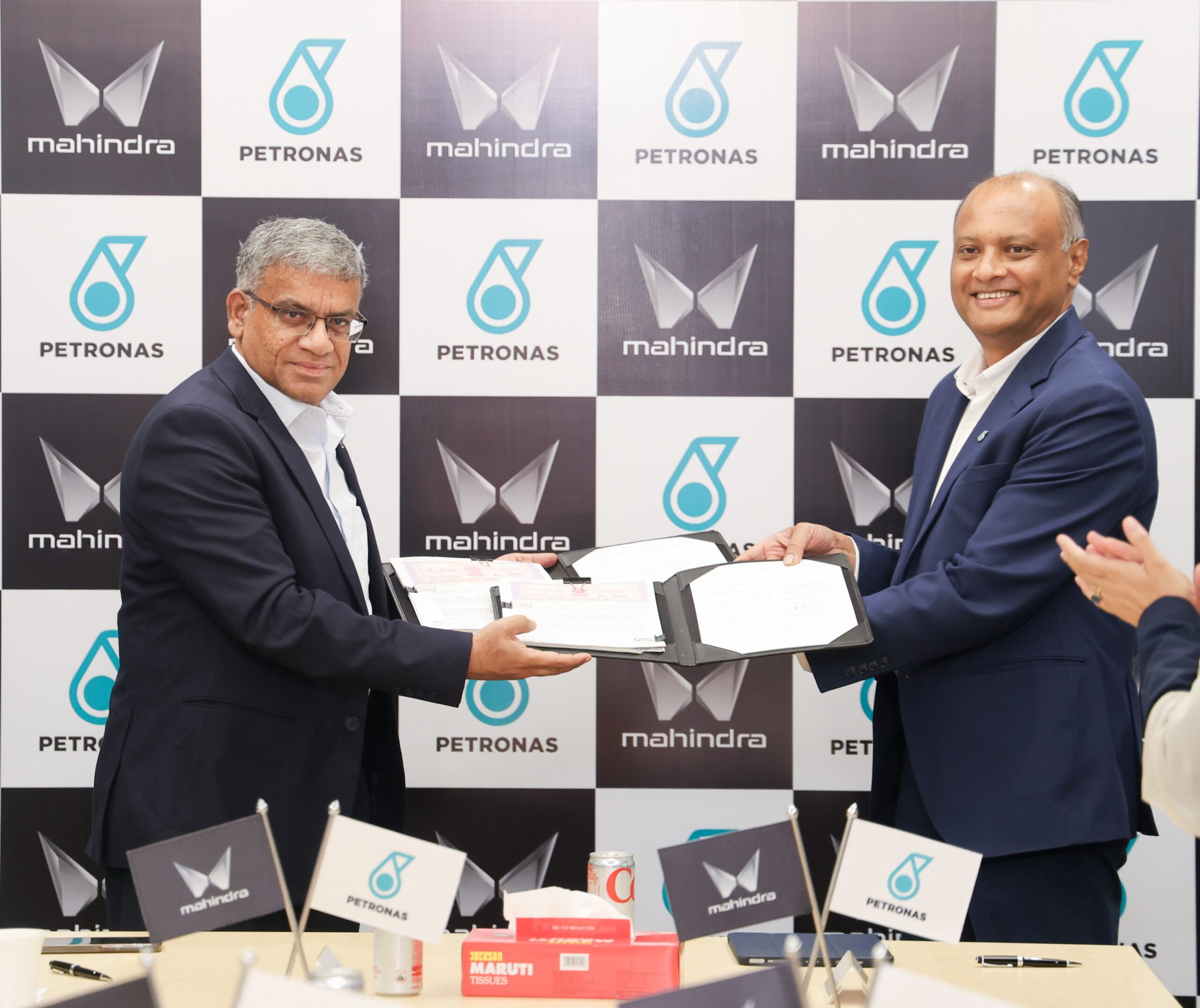 PETRONAS Lubricants India Secures Aftermarket Service Fill Contract from Mahindra Automotive Division, Strengthening Its Presence in India